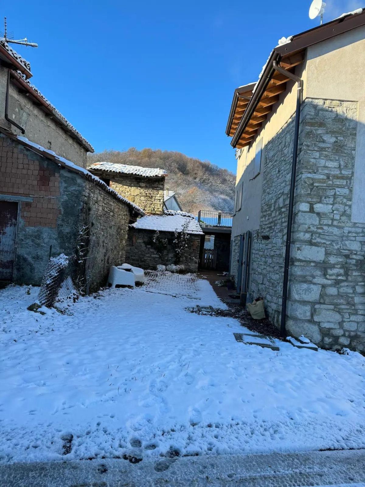 Casa Del Giglio A Cadelmonte Villa Valle  Bagian luar foto